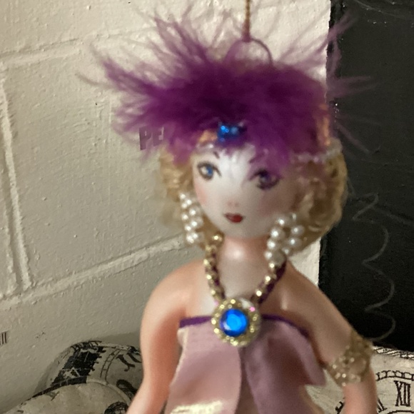 DOLLS OF ELEGANCE. ORNAMENT. . BEAUTIFUL RARE 🌹 FLAPPER - Picture 10 of 10